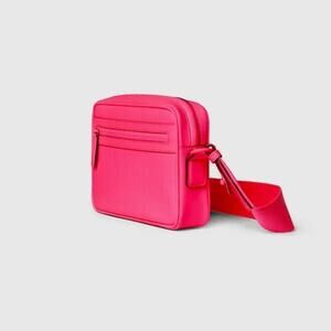 GUCCI Gg Rubber-Effect Leather Crossbody Bag - Pink NWT